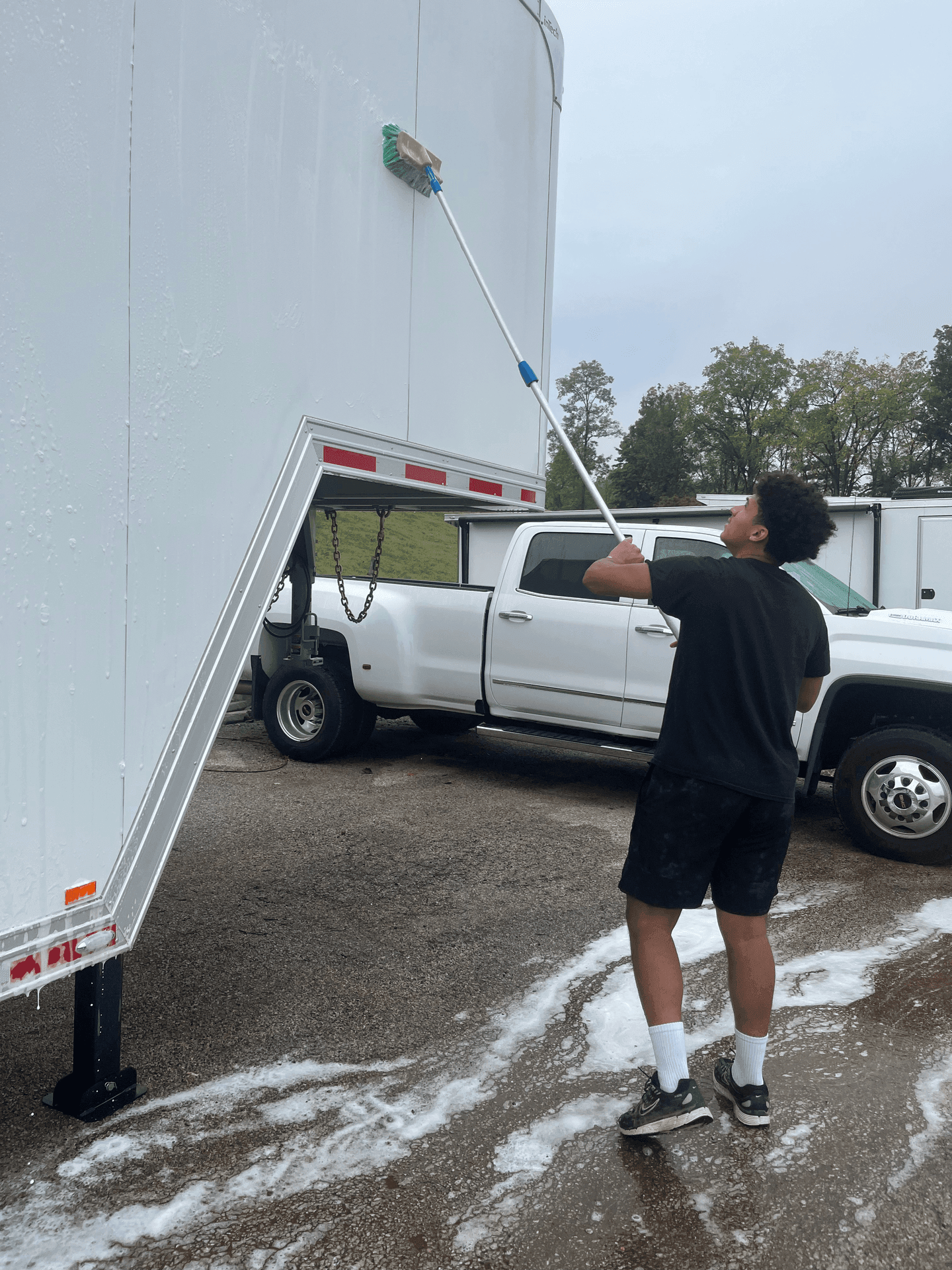 Trailer/RV Detailing